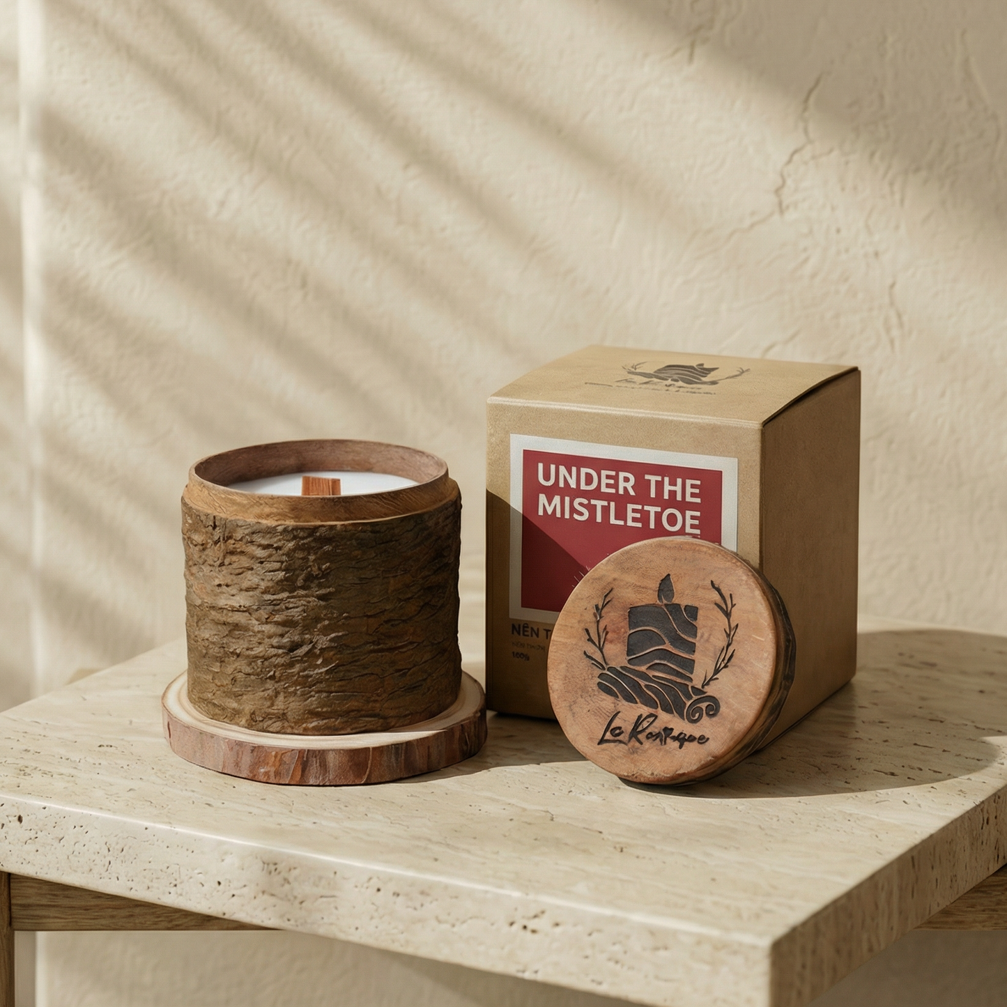 UNDER THE MISTLETOE CANDLE | Le Rustique